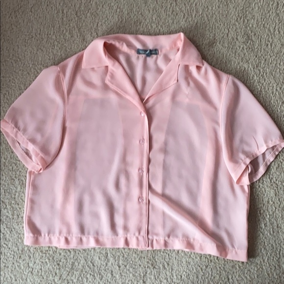 Pink button up crop top - Picture 1 of 2